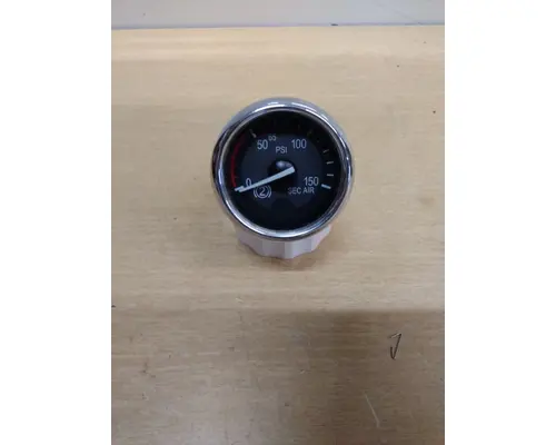 PETERBILT 365 GAUGE AIR