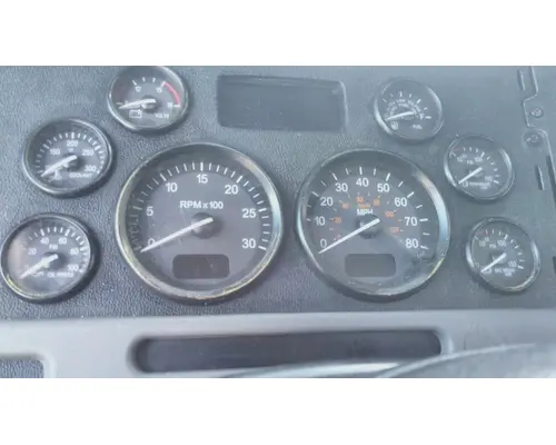 PETERBILT 365 GAUGE CLUSTER