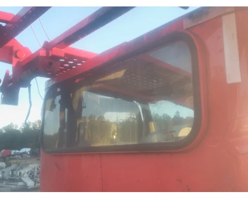 PETERBILT 365 GLASS, BACK