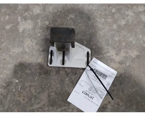 PETERBILT 365 HOOD BRACKET