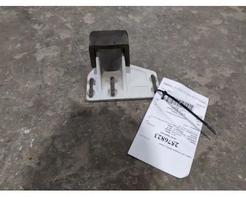 PETERBILT 365 HOOD BRACKET