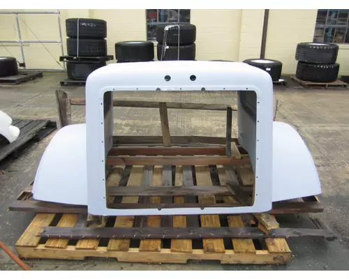 PETERBILT 365 HOOD