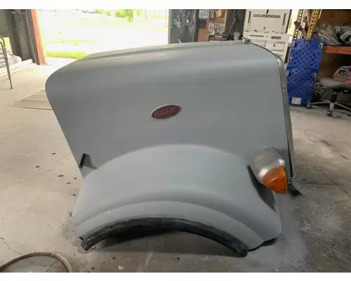 PETERBILT 365 Hood