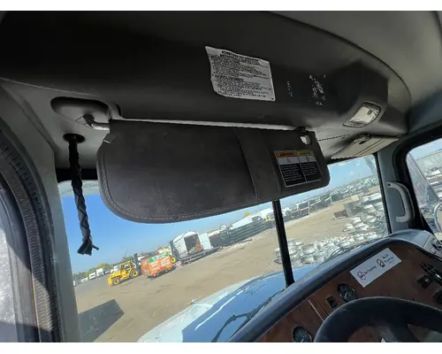 PETERBILT 365 Interior Sun Visor