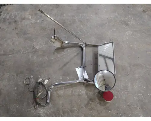 PETERBILT 365 MIRROR ASSEMBLY CABDOOR