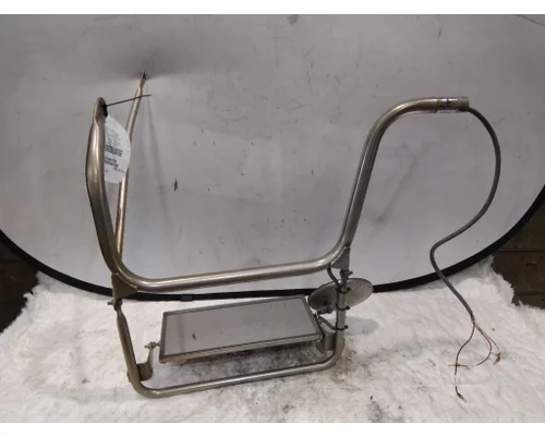 PETERBILT 365 MIRROR ASSEMBLY CABDOOR
