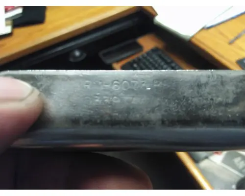 PETERBILT 365 MIRROR COMPONENTS