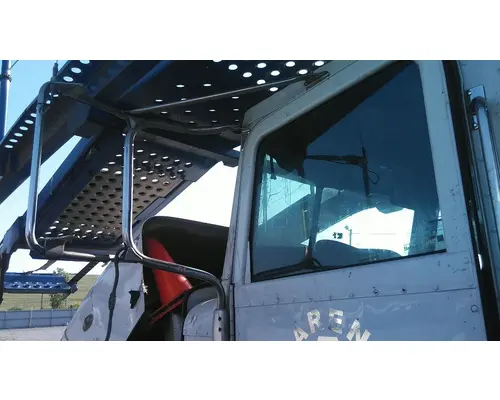PETERBILT 365 MIRROR COMPONENTS