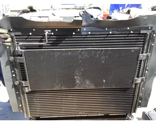 PETERBILT 365 RADIATOR ASSEMBLY