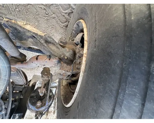 PETERBILT 365 Spindle  Knuckle, Front