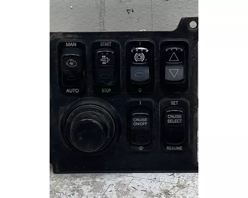 PETERBILT 365 Switch Panel