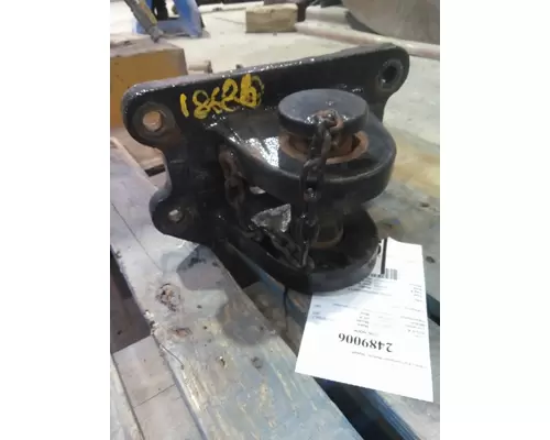 PETERBILT 365 TOW HOOK
