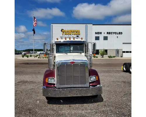 PETERBILT 367 Tri-axle Rebuilders