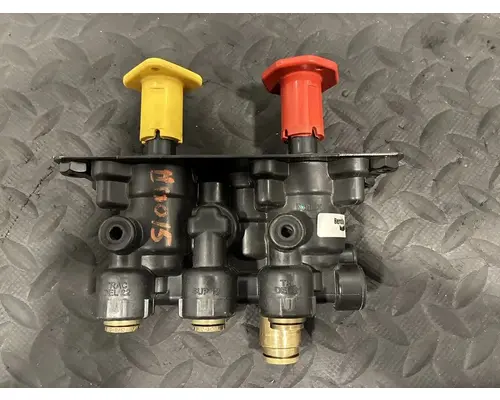 PETERBILT 367 Air Brake Dash Valve