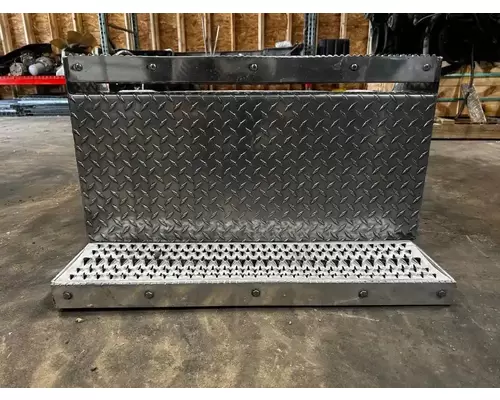 PETERBILT 367 Battery BoxTray