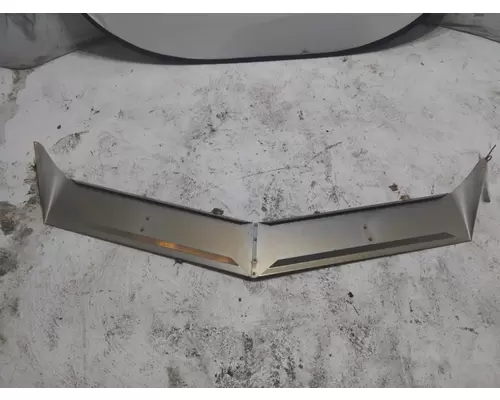 PETERBILT 367 CAB CLIP