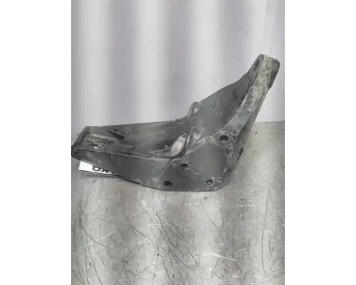 PETERBILT 367 CAB MOUNT,BRACKET
