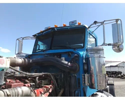 PETERBILT 367 CAB
