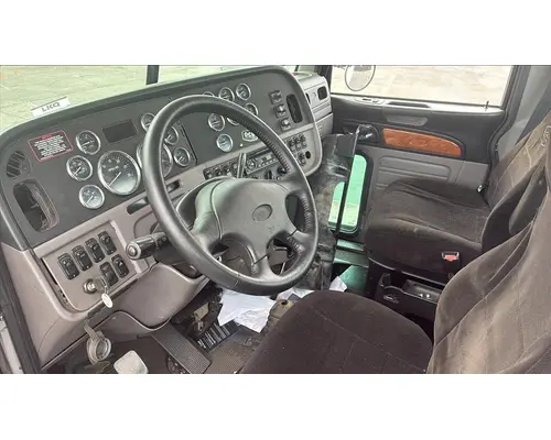 PETERBILT 367 CAB