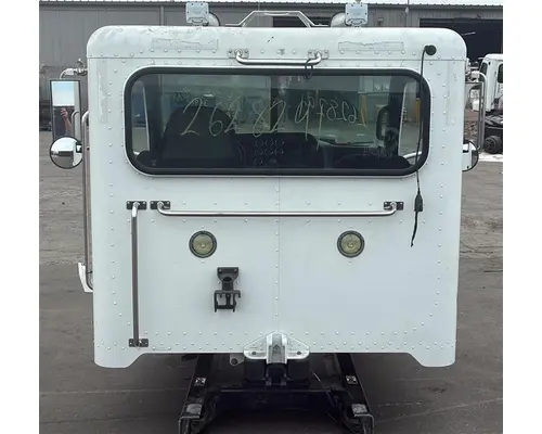PETERBILT 367 CAB