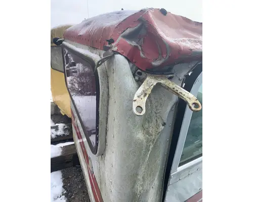 PETERBILT 367 Cab Mount