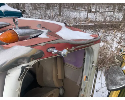 PETERBILT 367 Cab Mount