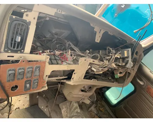 PETERBILT 367 Cab Mount