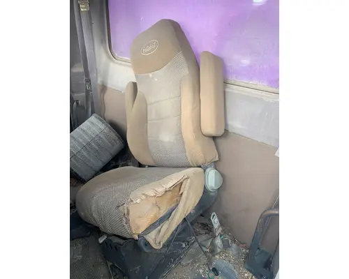 PETERBILT 367 Cab Mount