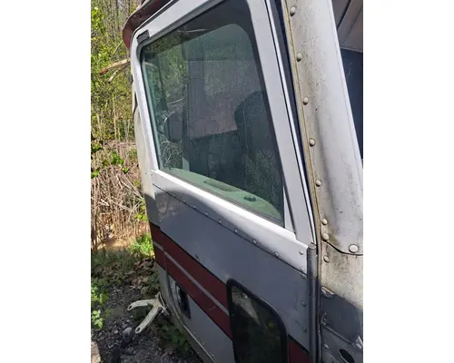 PETERBILT 367 Cab Mount