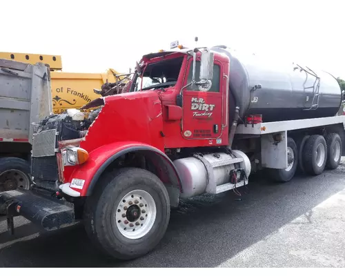 PETERBILT 367 Cab