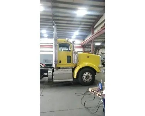 PETERBILT 367 Complete Vehicle