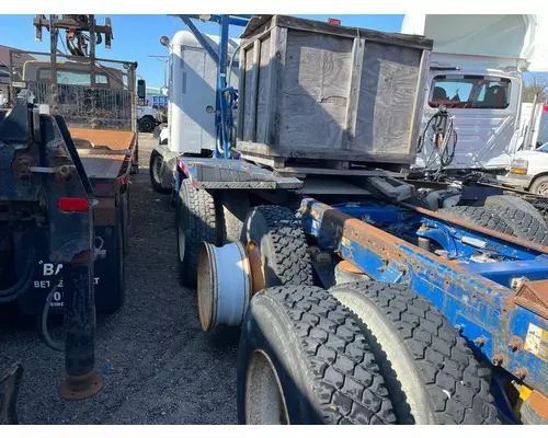PETERBILT 367 Complete Vehicle