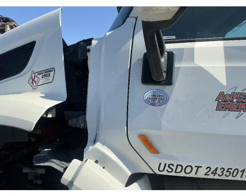 PETERBILT 367 Cowl