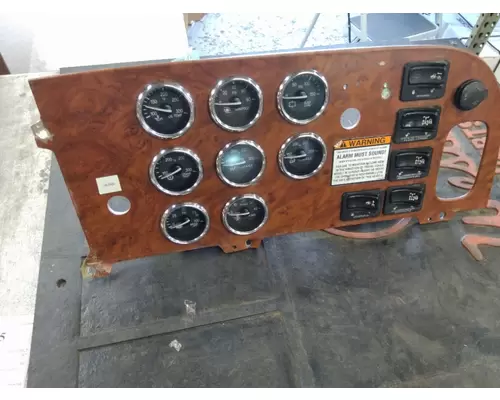 PETERBILT 367 DASH PANEL