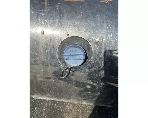 PETERBILT 367 DEF Tank