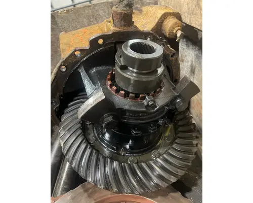 PETERBILT 367 Differential Assembly (Front, Rear)