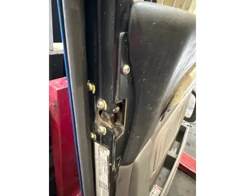 PETERBILT 367 Door Assembly, Front