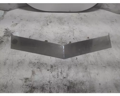 PETERBILT 367 EXTERIOR SUN VISOR
