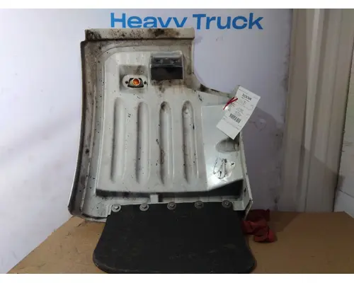 PETERBILT 367 FENDER EXTENSION