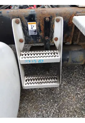PETERBILT 367 FRAME STEP