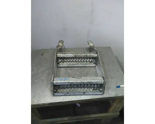 PETERBILT 367 FRAME STEP
