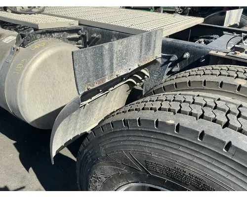 PETERBILT 367 Fender