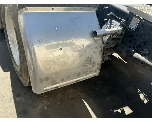 PETERBILT 367 Fender