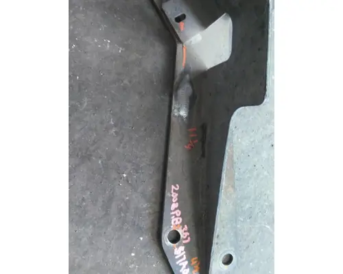 PETERBILT 367 HOOD BRACKET