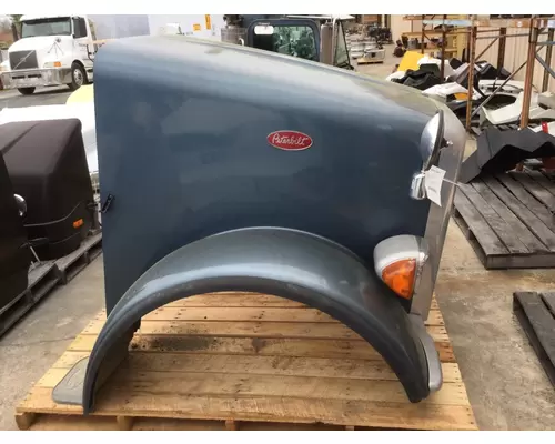 PETERBILT 367 HOOD