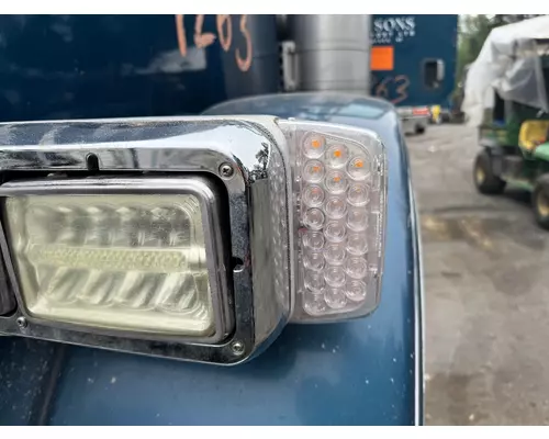 PETERBILT 367 Headlamp Assembly
