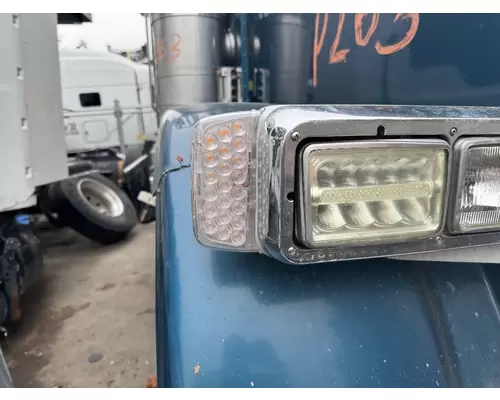 PETERBILT 367 Headlamp Assembly