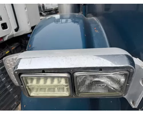 PETERBILT 367 Headlamp Assembly