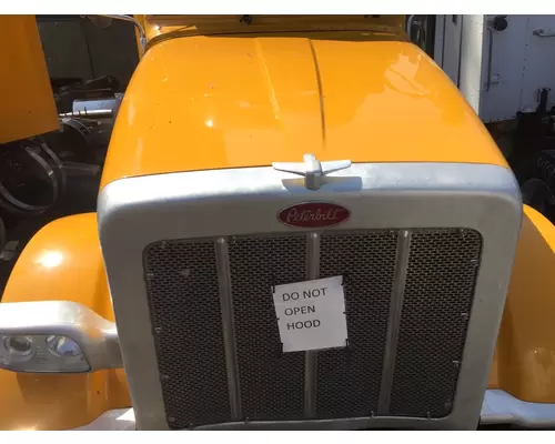 PETERBILT 367 Hood