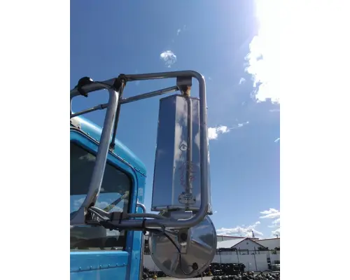 PETERBILT 367 MIRROR ASSEMBLY CABDOOR
